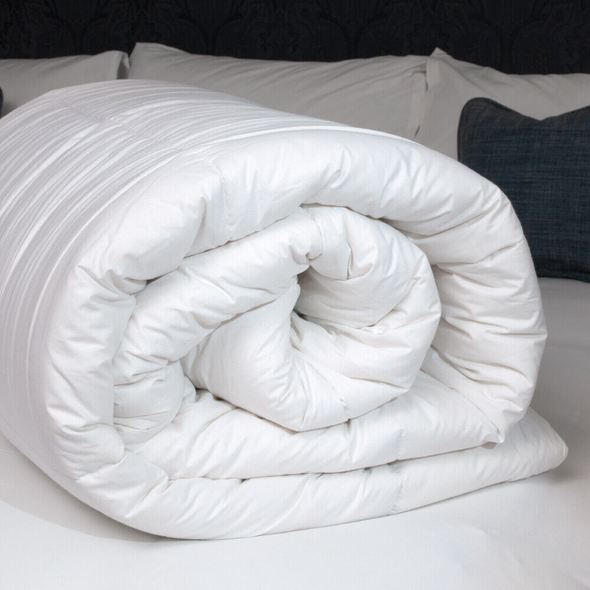 Jack Brown Luxurious Goose Down Duvet - Single
